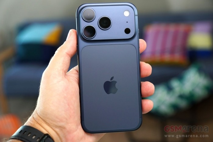 Đây là iPhone Pro đập hộp mới dưới 30 triệu đồng, rẻ hàng đầu Việt Nam trong tháng 10